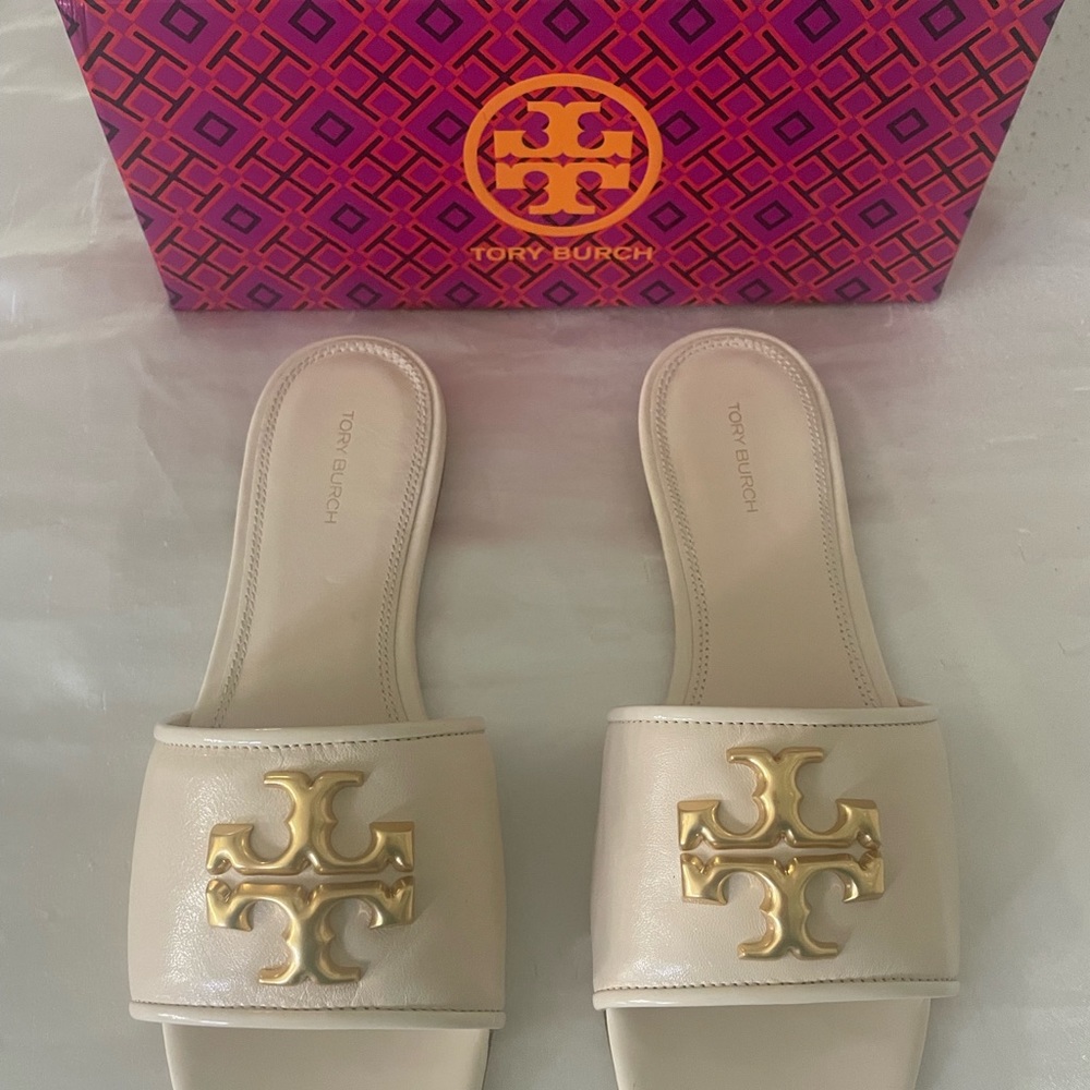 Cream Tory Burch Sandals